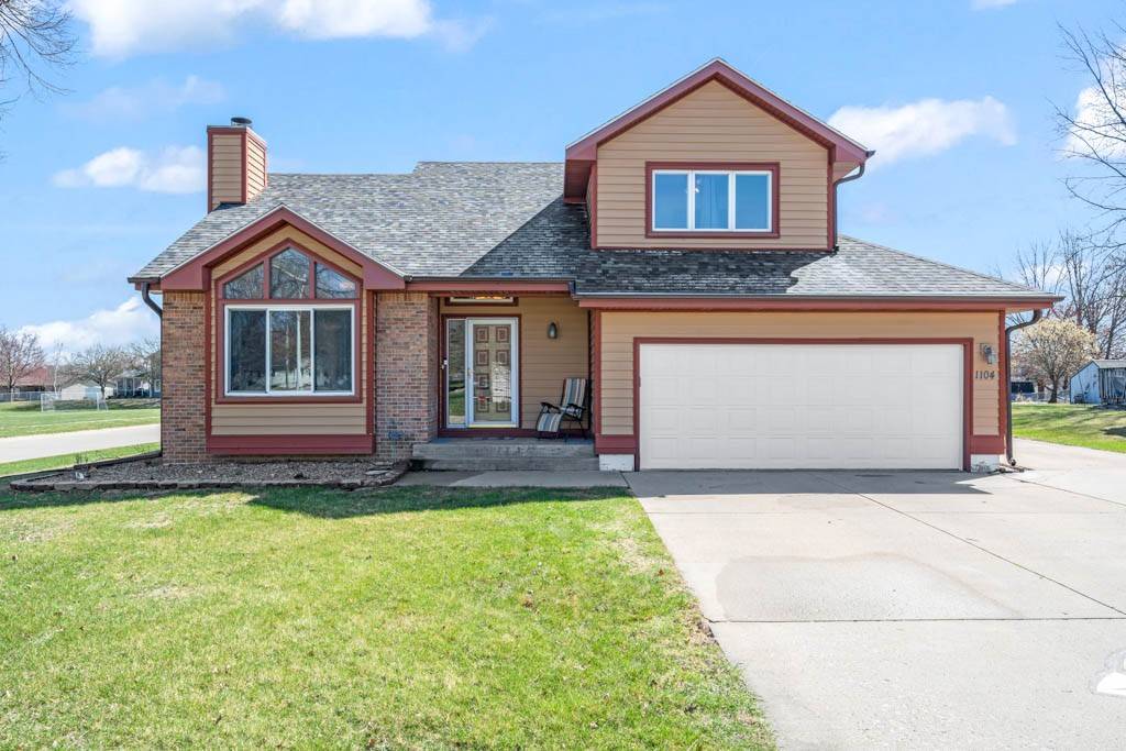 Newton, IA 50208,1104 E 16th Street S