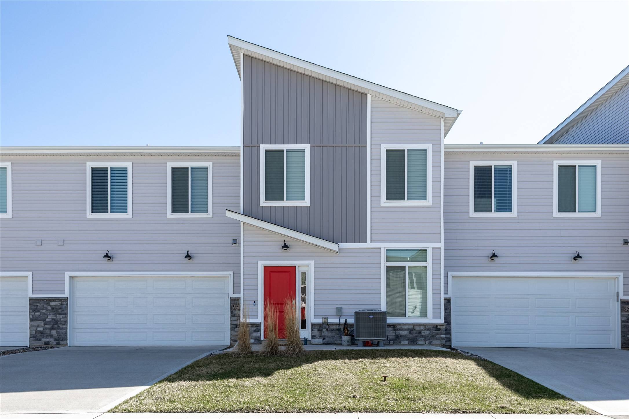 West Des Moines, IA 50266,9570 Crestview Drive