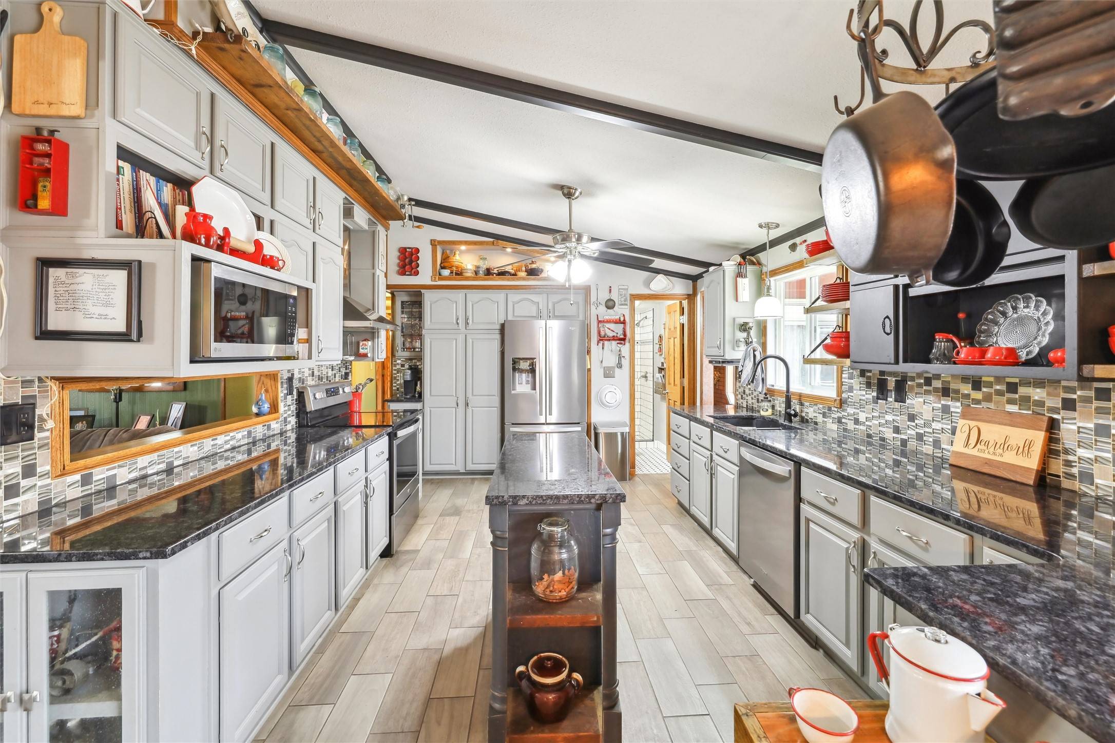 Perry, IA 50220,369 335th Street