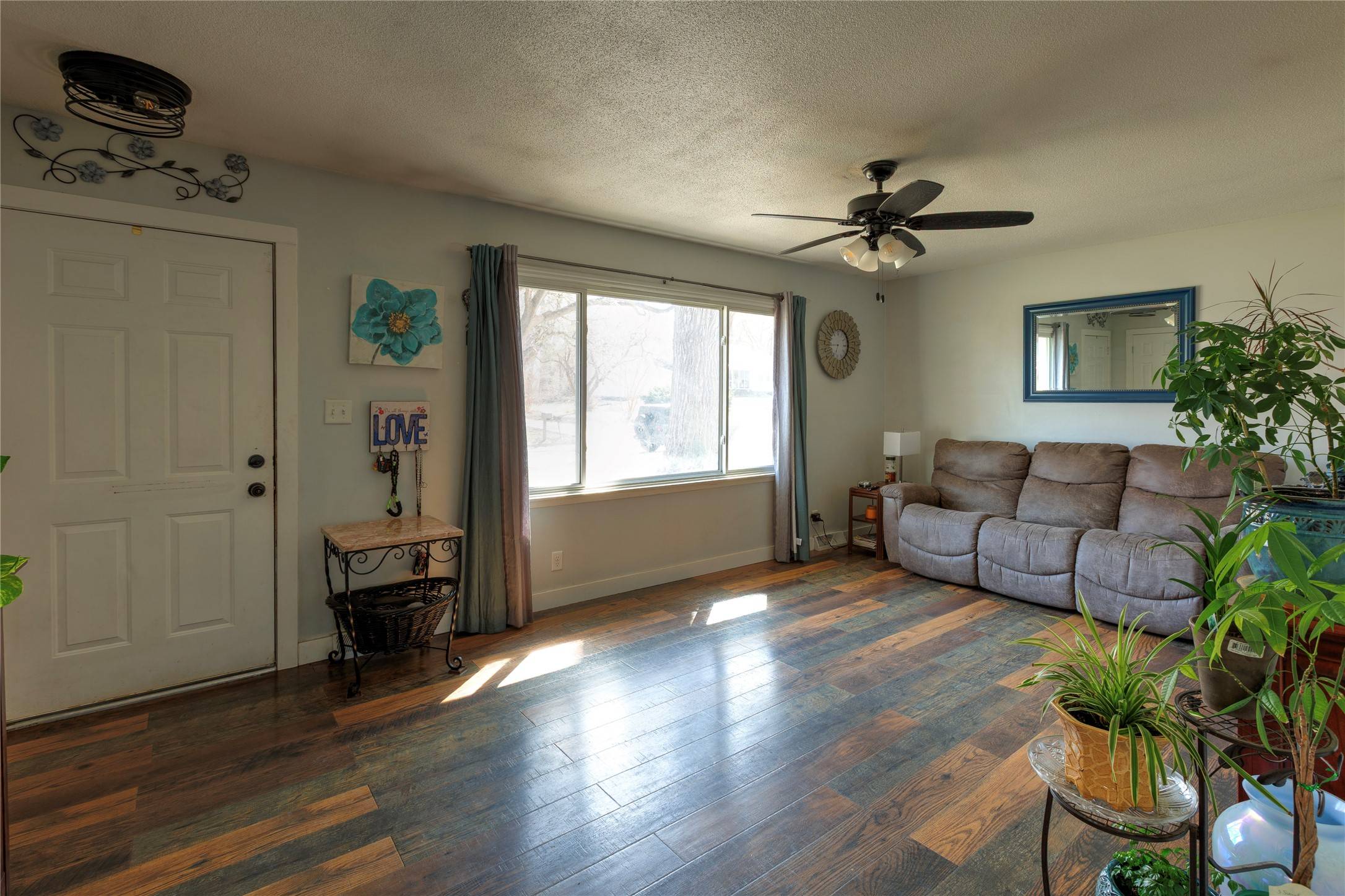 Des Moines, IA 50315,1215 Payton Avenue