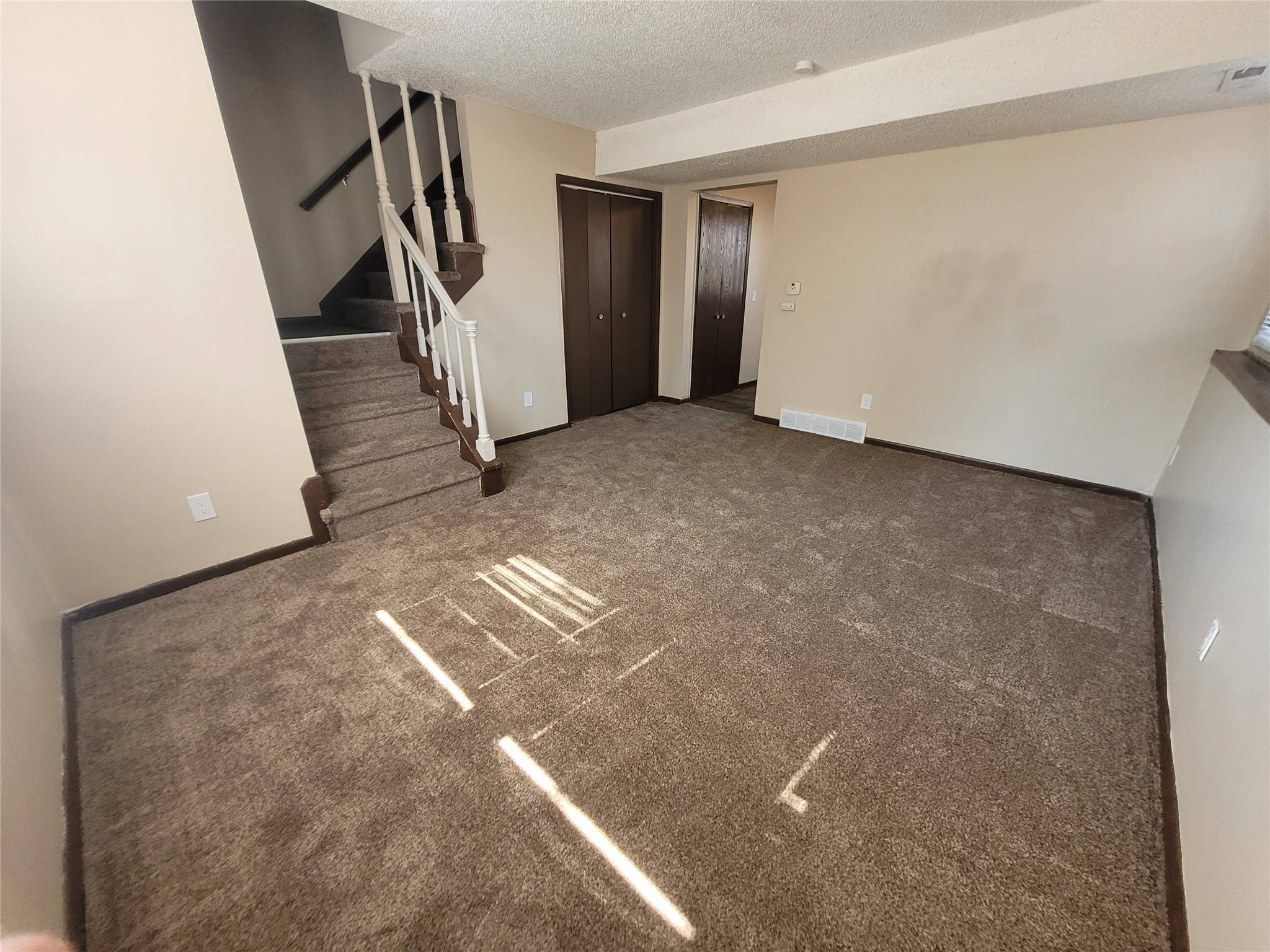 Des Moines, IA 50315,303 Porter Avenue