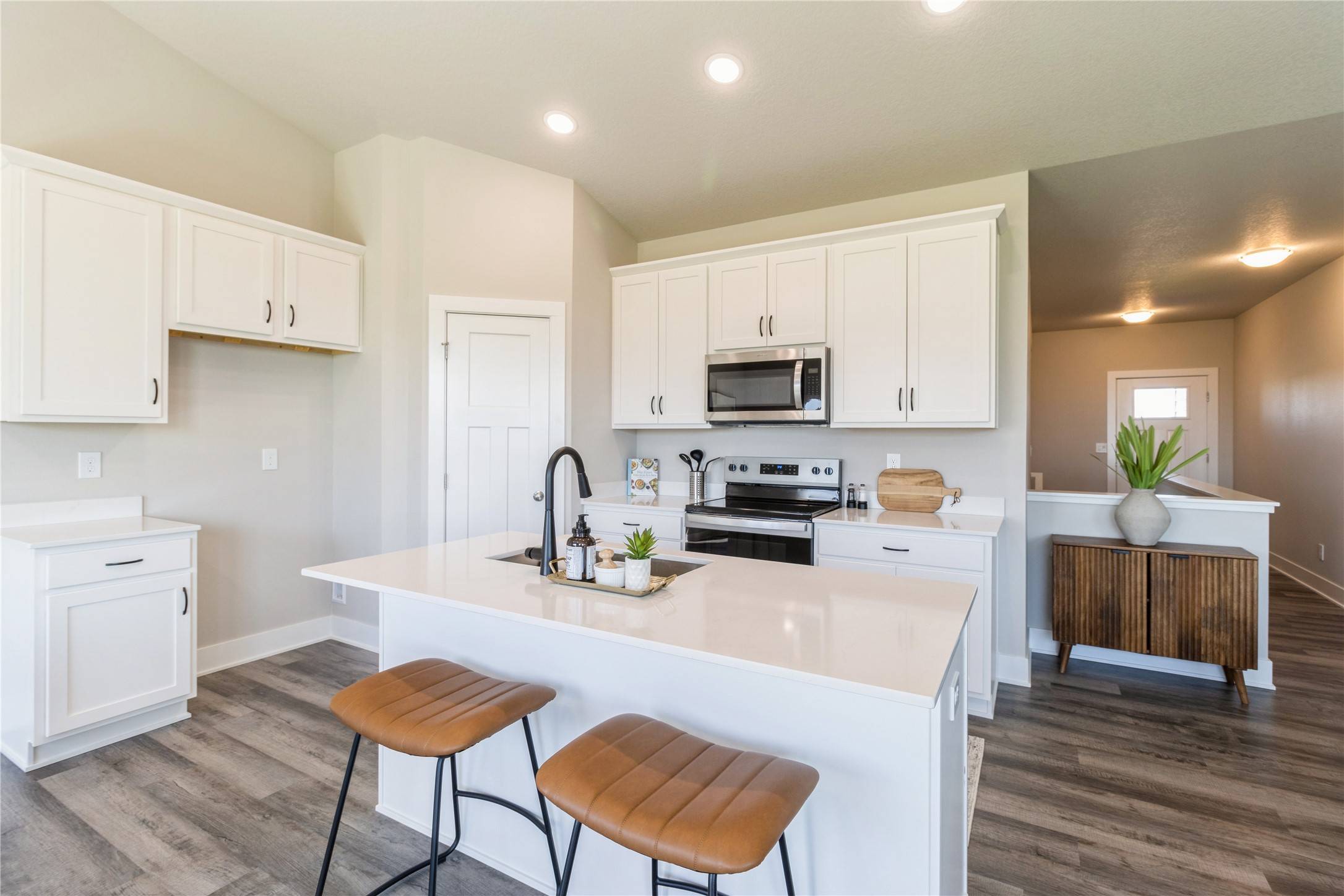 Waukee, IA 50263,395 NW Compass Avenue