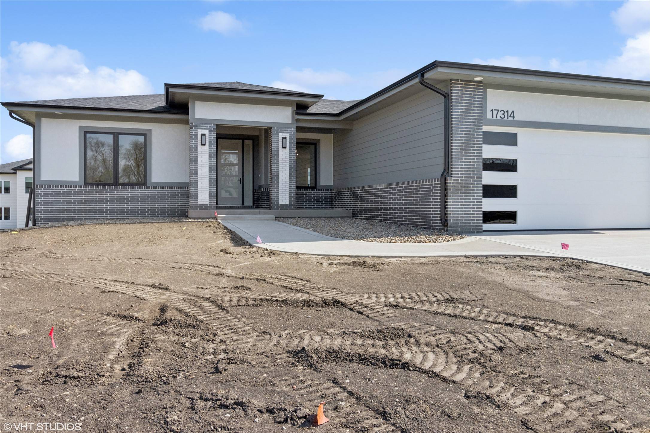 Urbandale, IA 50323,17314 Springbrook Trail