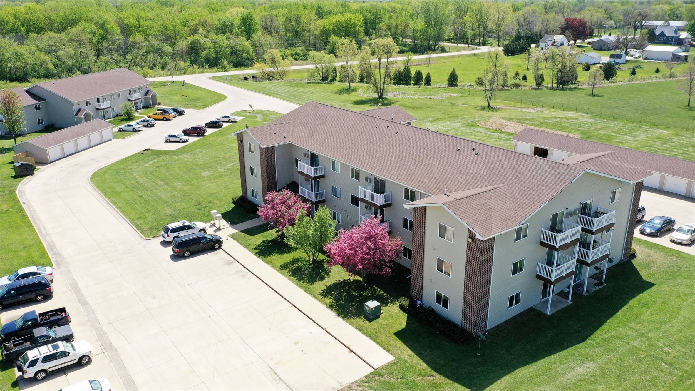 Oelwein, IA 50662,400 13th NW Oelwein Avenue