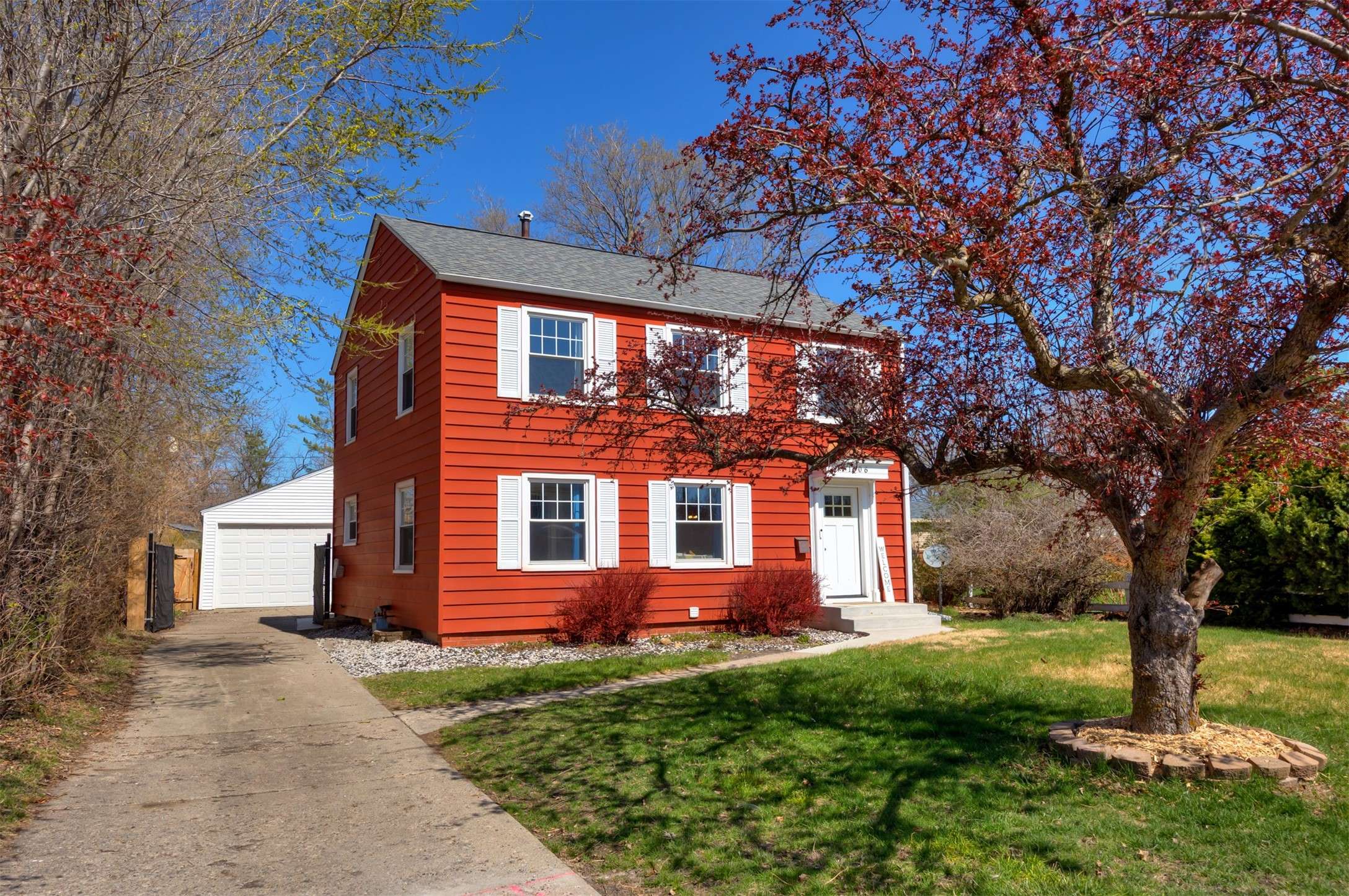 Ankeny, IA 50023,1006 SW Kenworthy Drive