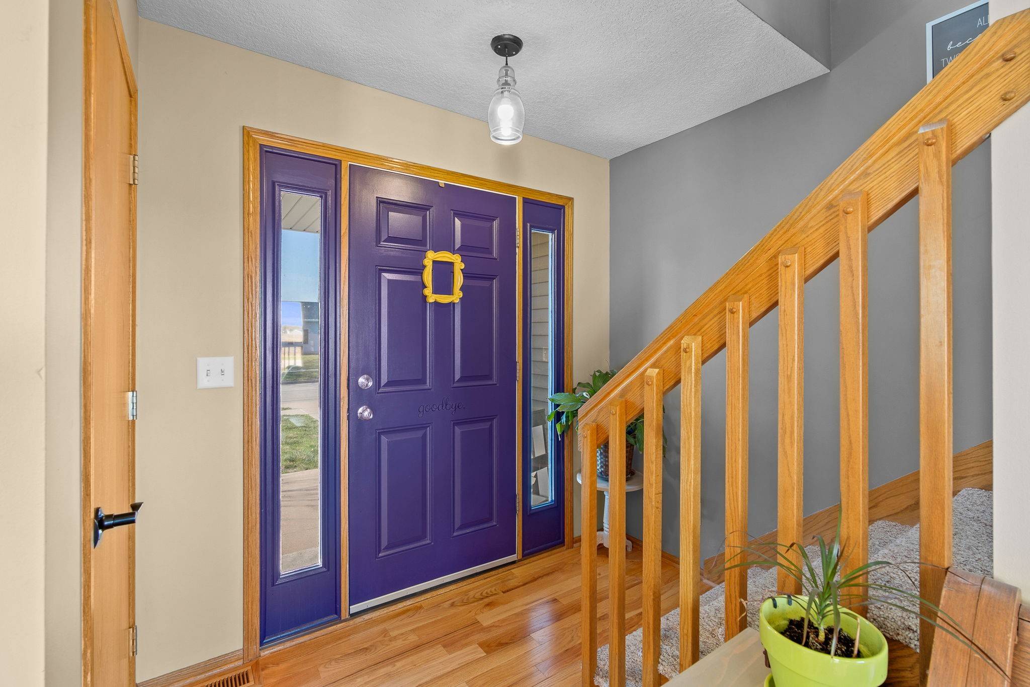 Altoona, IA 50009,603 25th Street SE