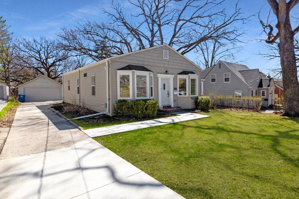 Des Moines, IA 50312,253 51st Street