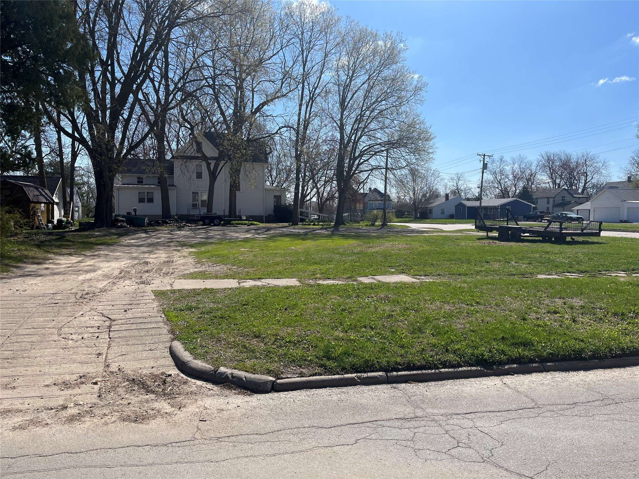 Grinnell, IA 50112,1108 Summer Street