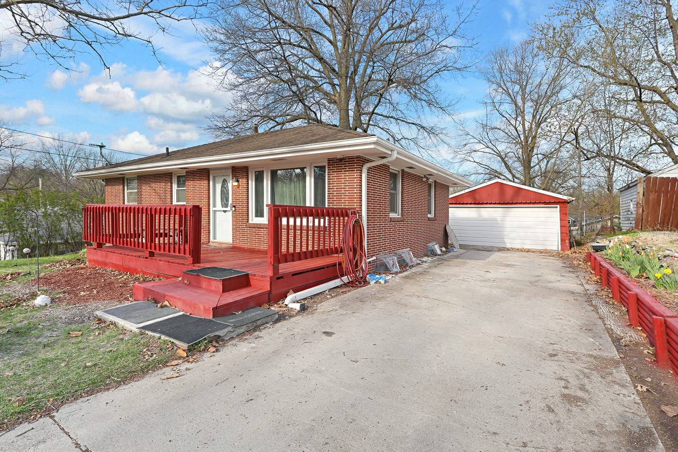 Indianola, IA 50125,305 N I Street
