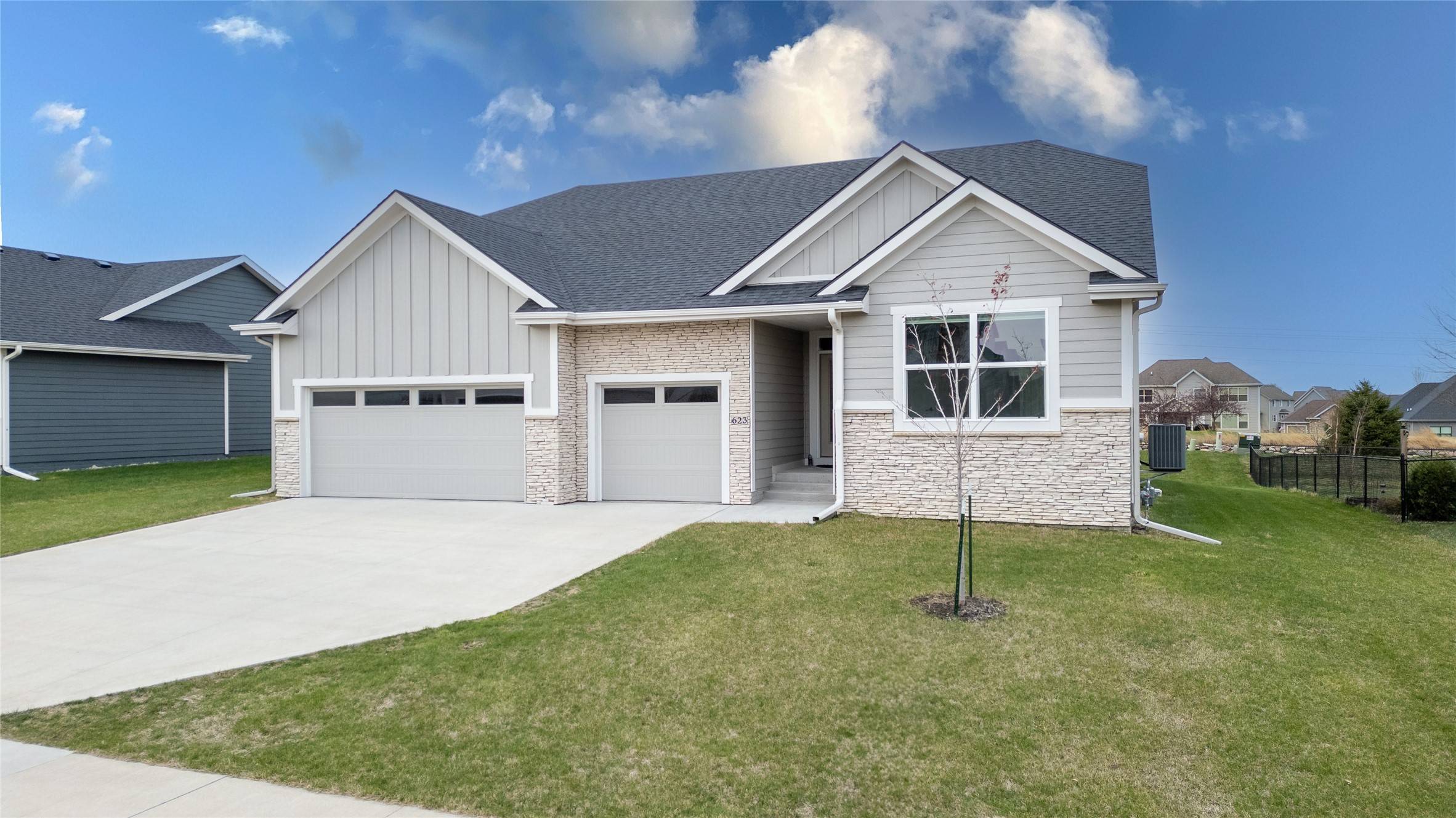 Ankeny, IA 50021,623 NE 55th Street