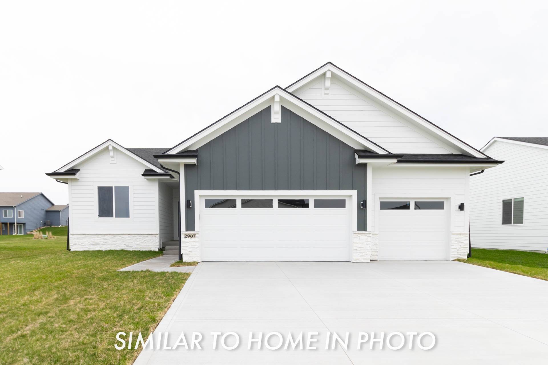 Pella, IA 50219,1540 Hazel Street