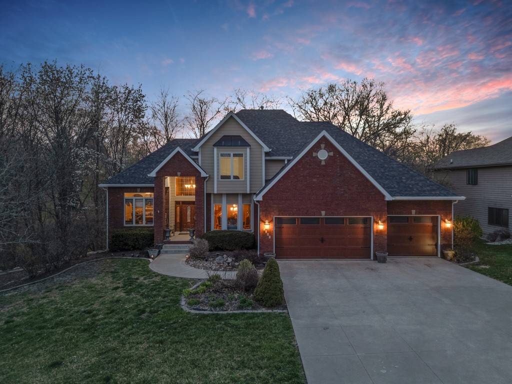 West Des Moines, IA 50266,1205 Tulip Tree Lane