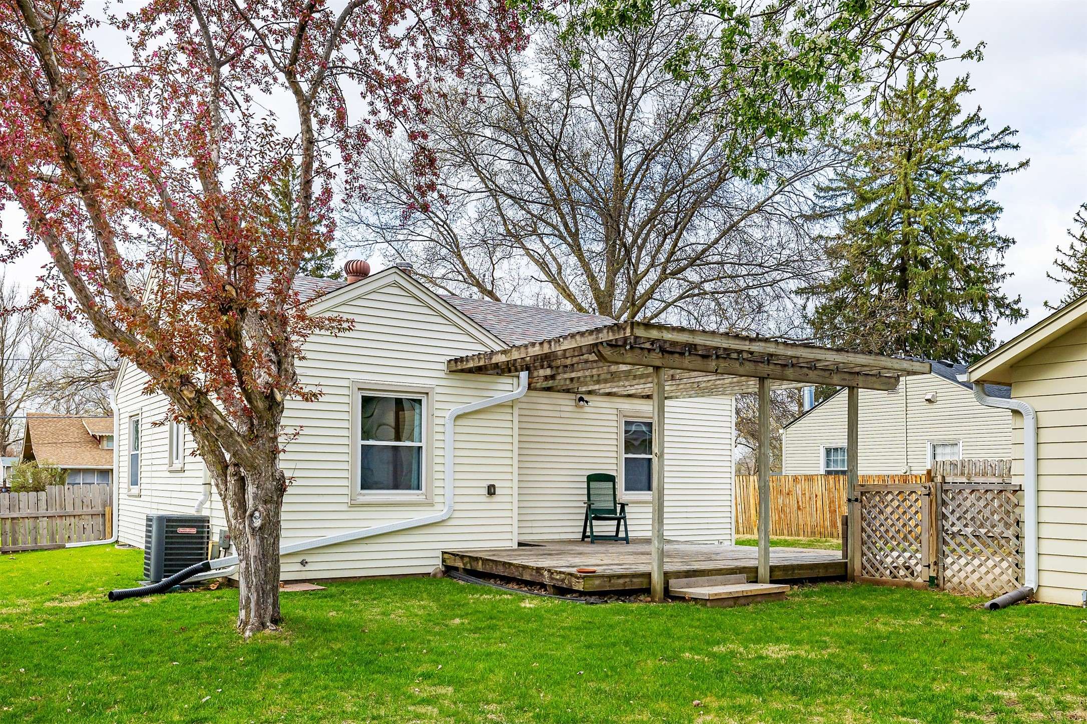 Urbandale, IA 50322,7005 Maryland Drive