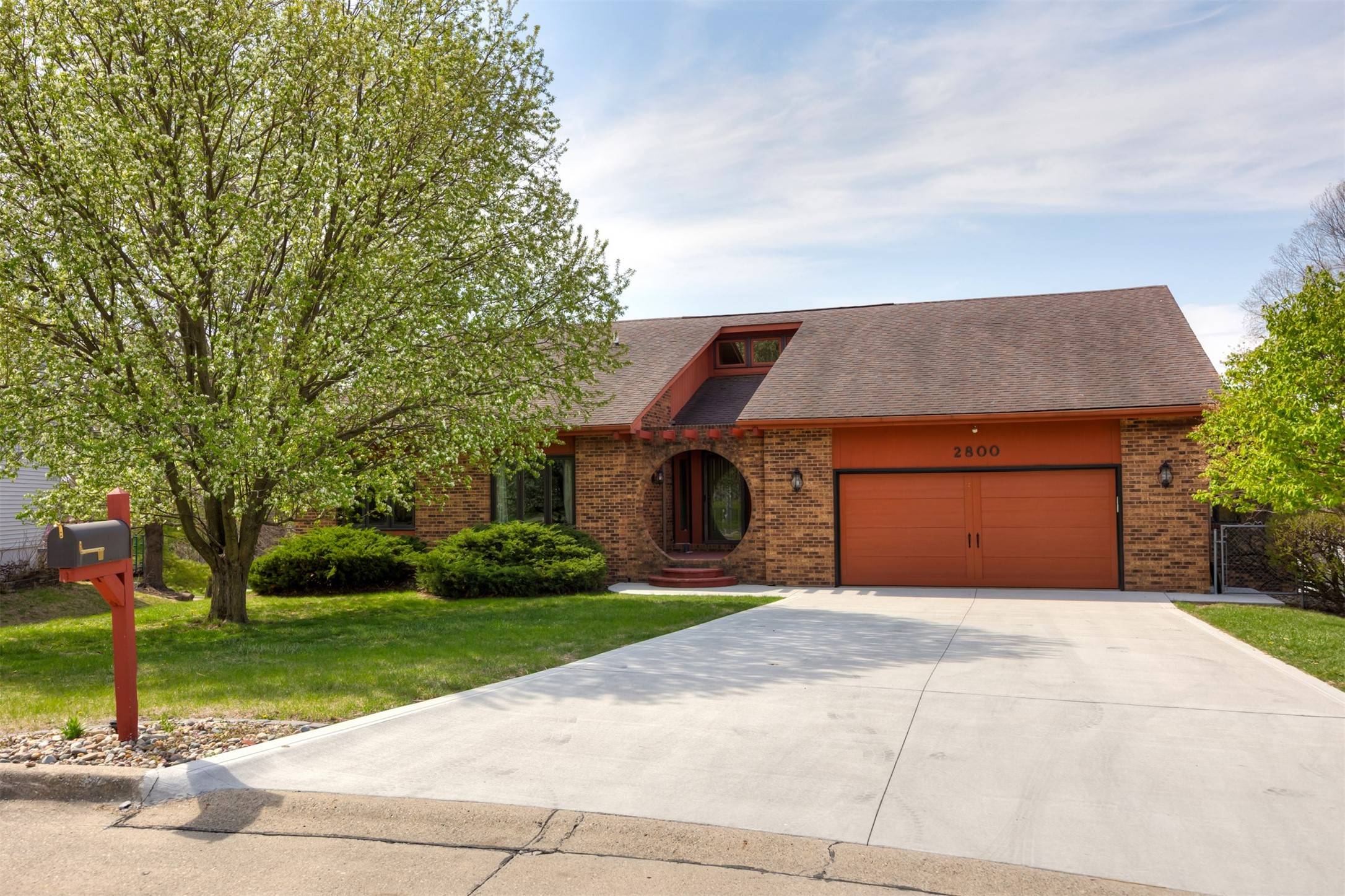 Urbandale, IA 50322,2800 Claiborne Circle