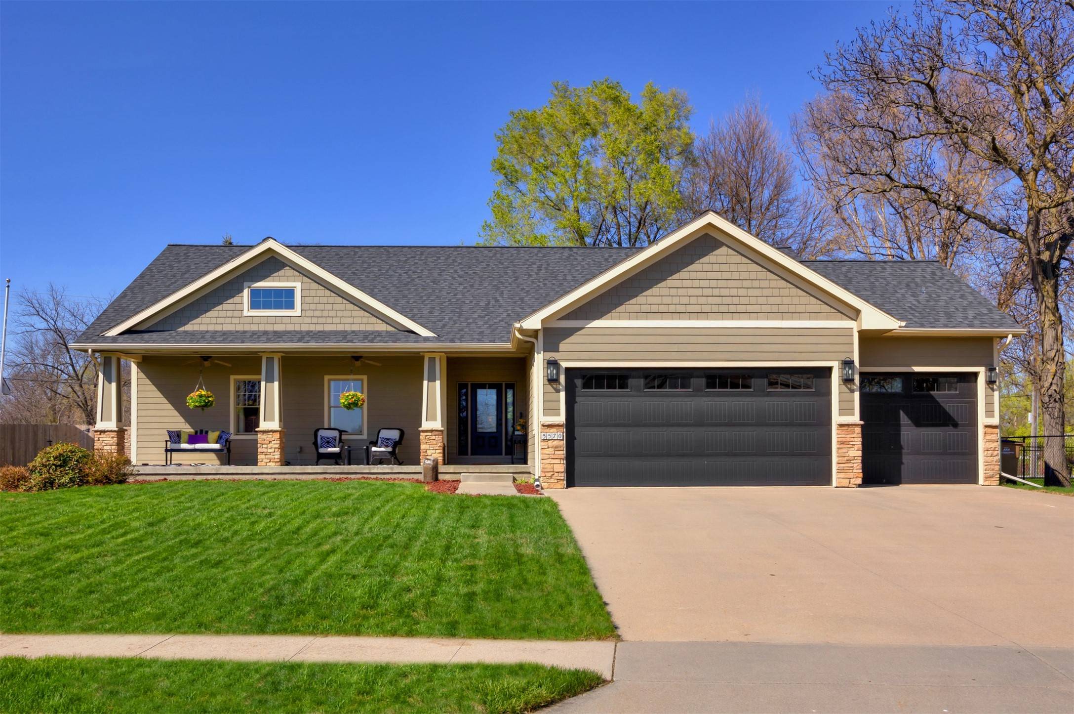 Pleasant Hill, IA 50327,5570 Sunburst Drive