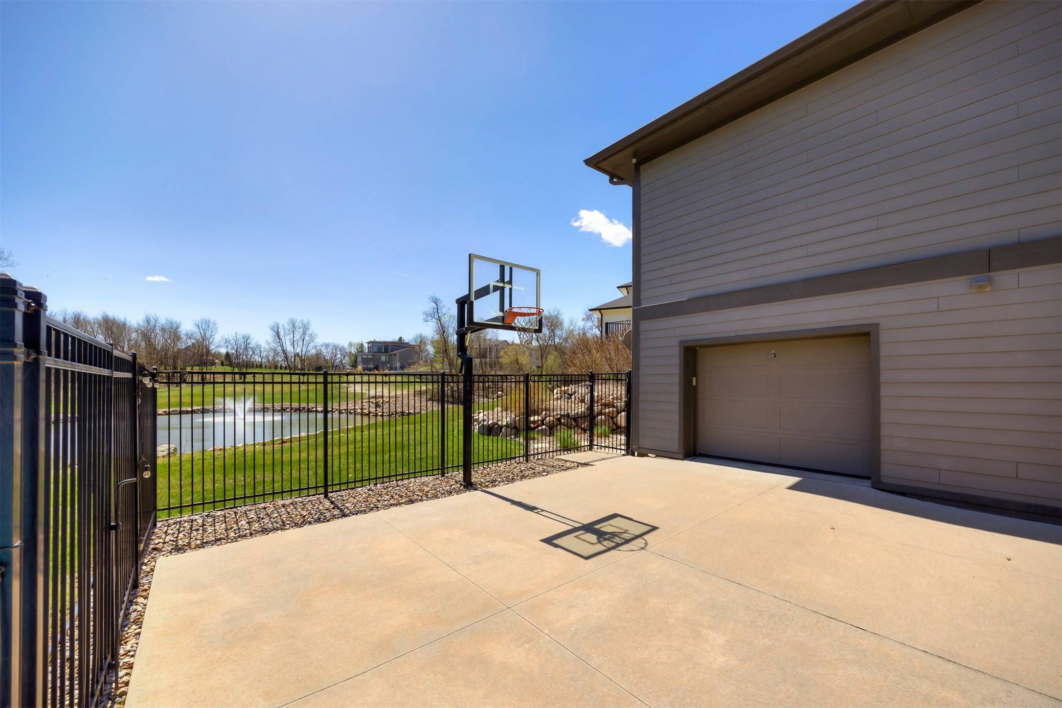 Johnston, IA 50131,10508 NW 74th Place