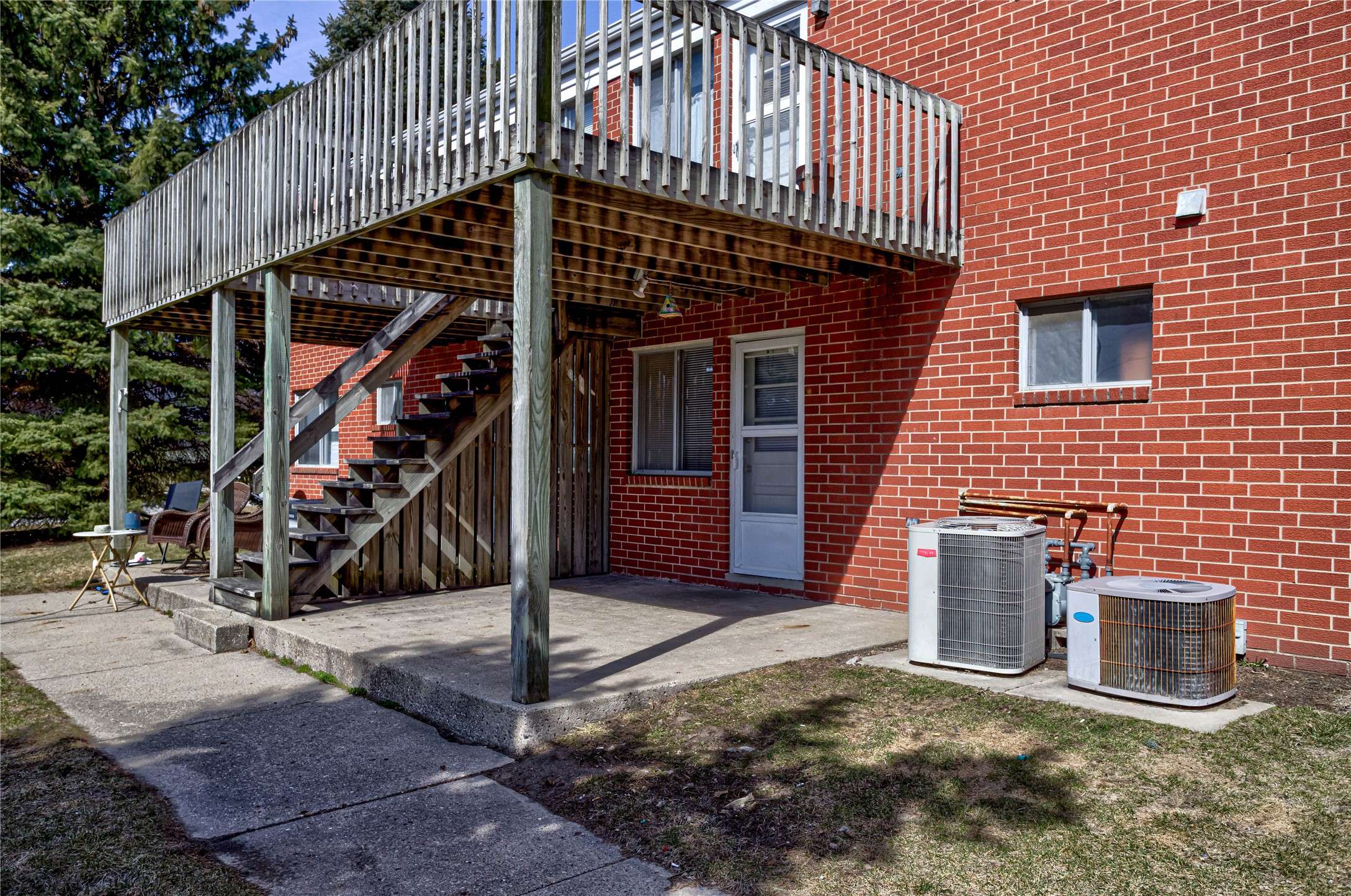 Gilbert, IA 50105,180 1st Street