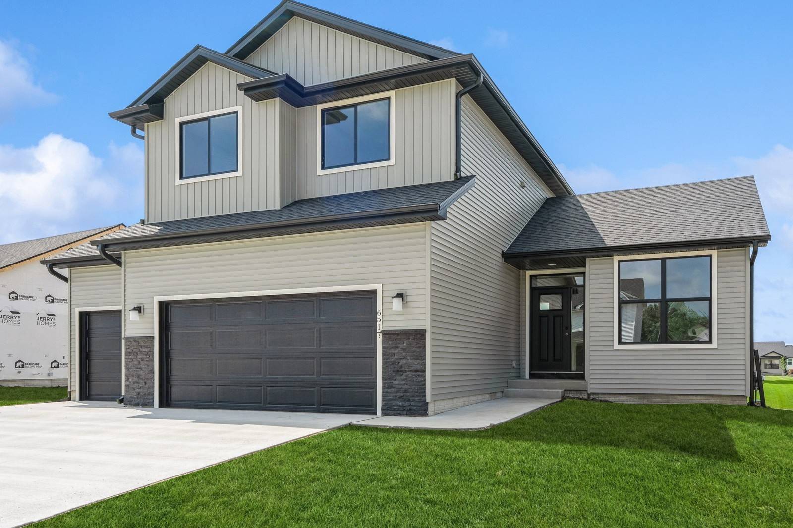 Pleasant Hill, IA 50327,6517 NE George Avenue