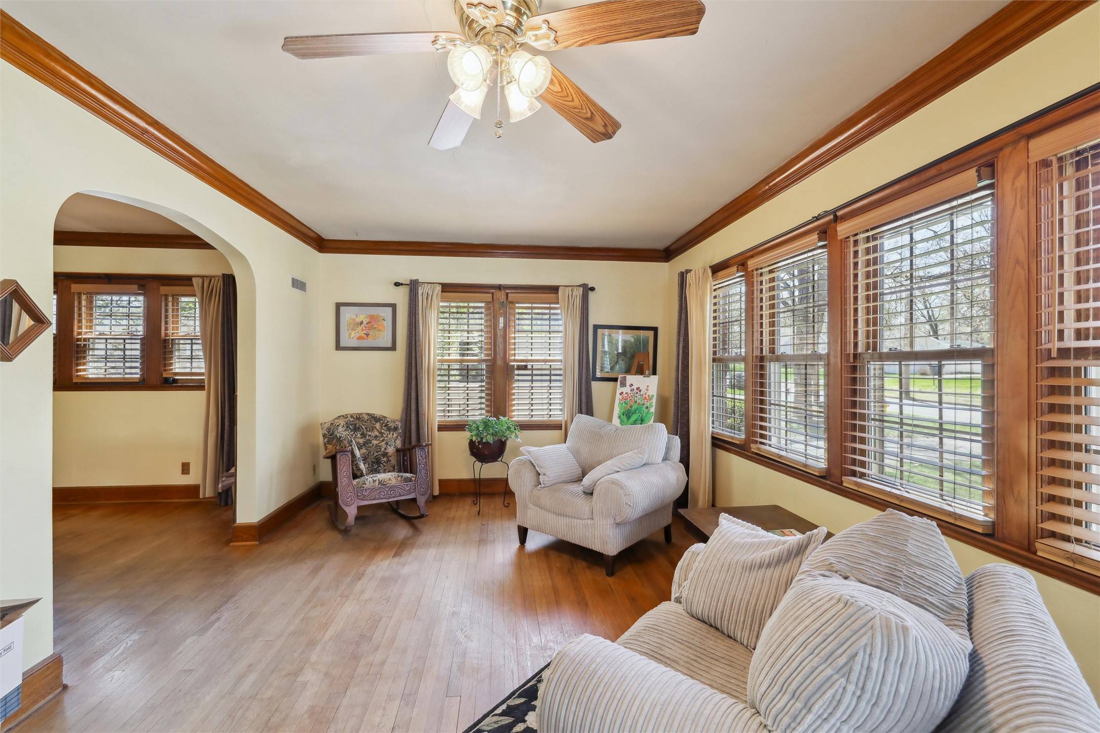 Des Moines, IA 50310,2321 34th Street