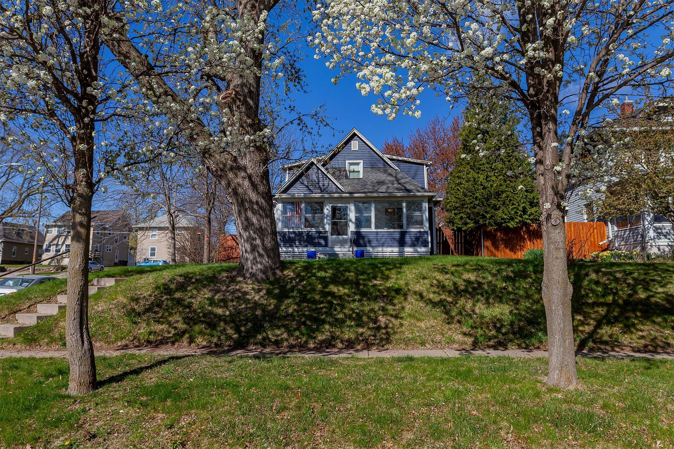Des Moines, IA 50311,1502 29th Street