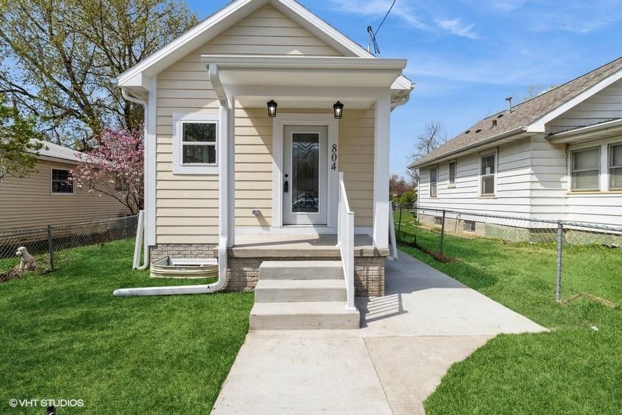 Des Moines, IA 50317,804 E 26th Street