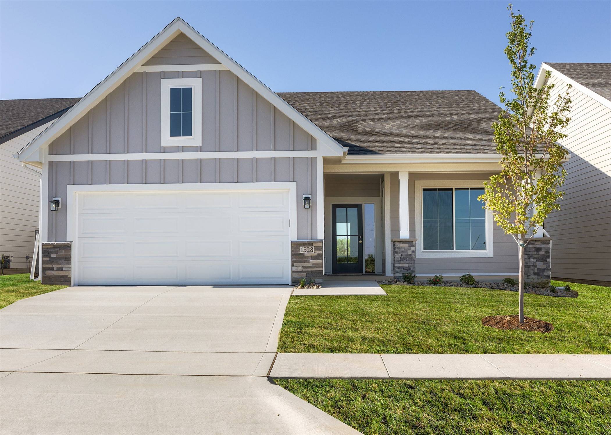Norwalk, IA 50021,1528 Garland Avenue
