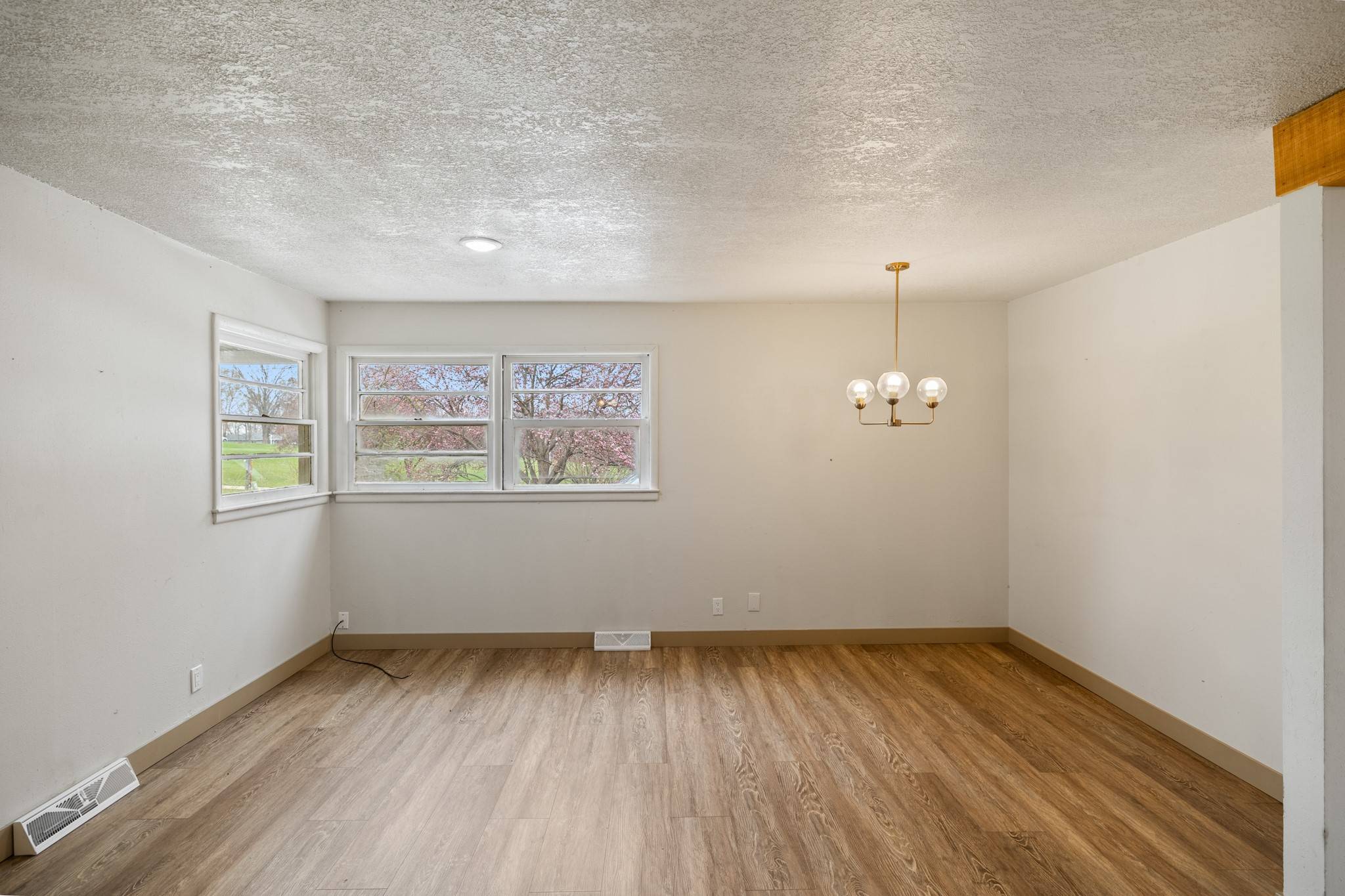 Carlisle, IA 50047,900 Circle Drive