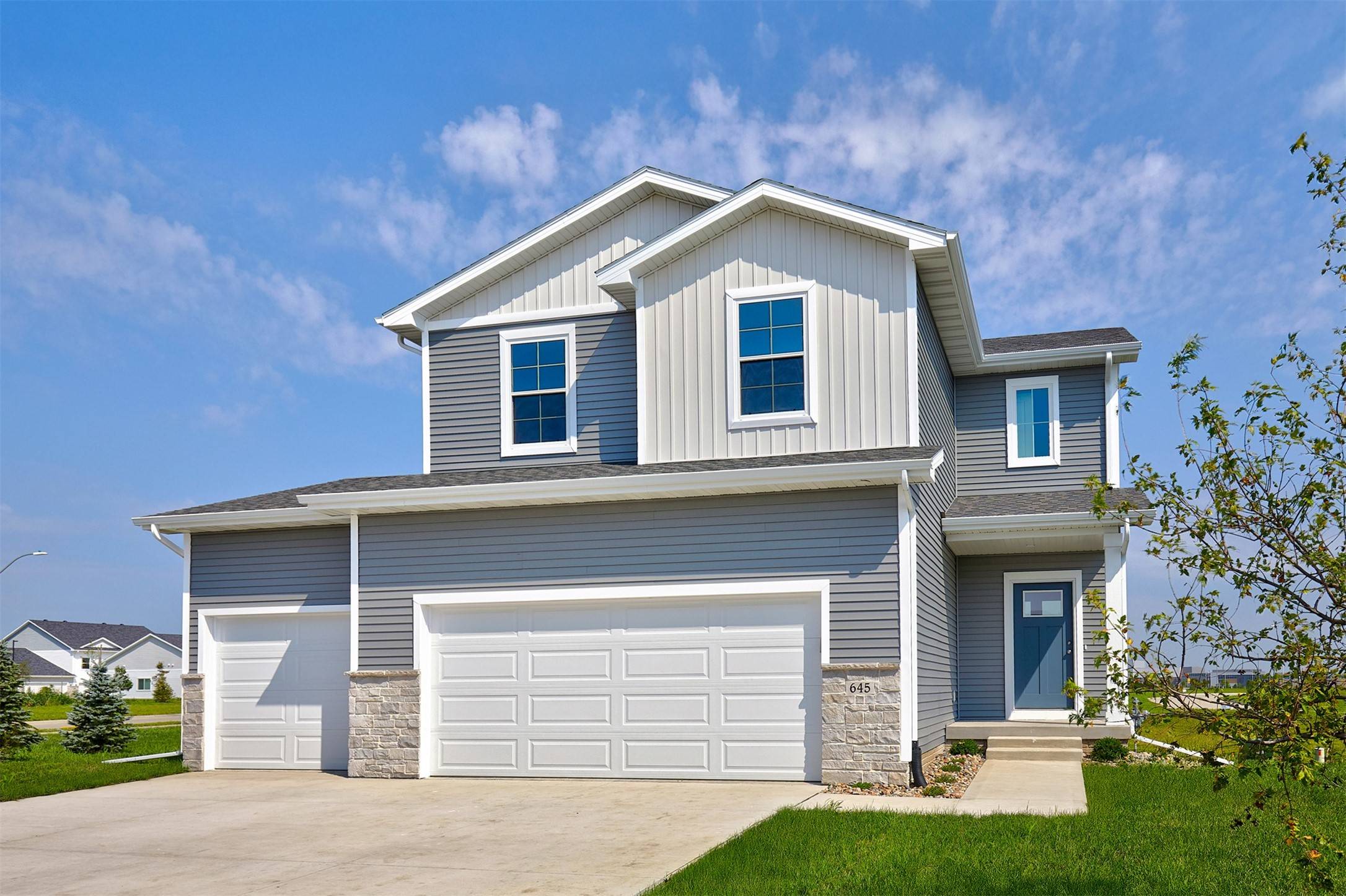 Waukee, IA 50263,645 NW Compass Avenue