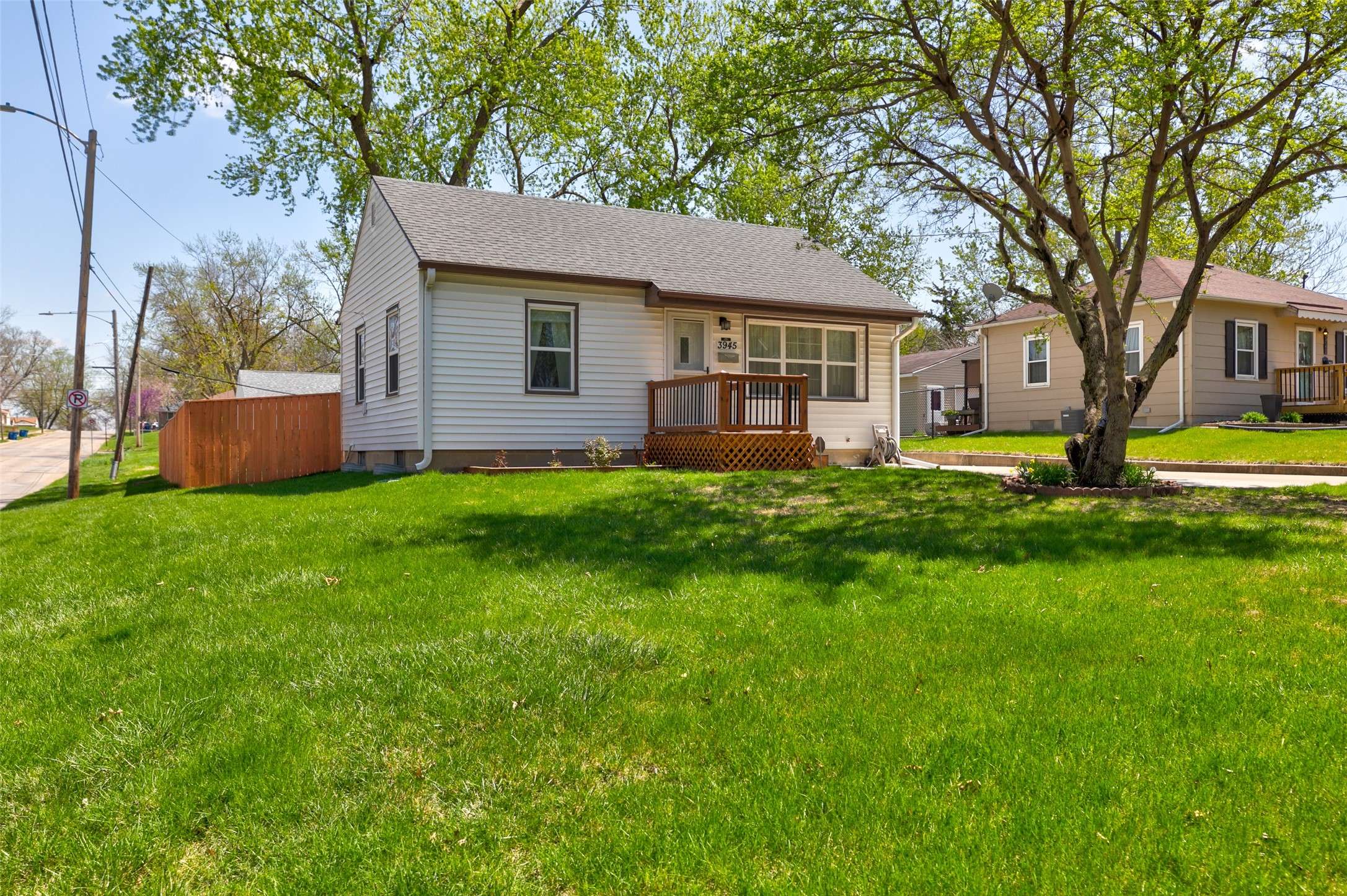 Des Moines, IA 50310,3945 54th Street