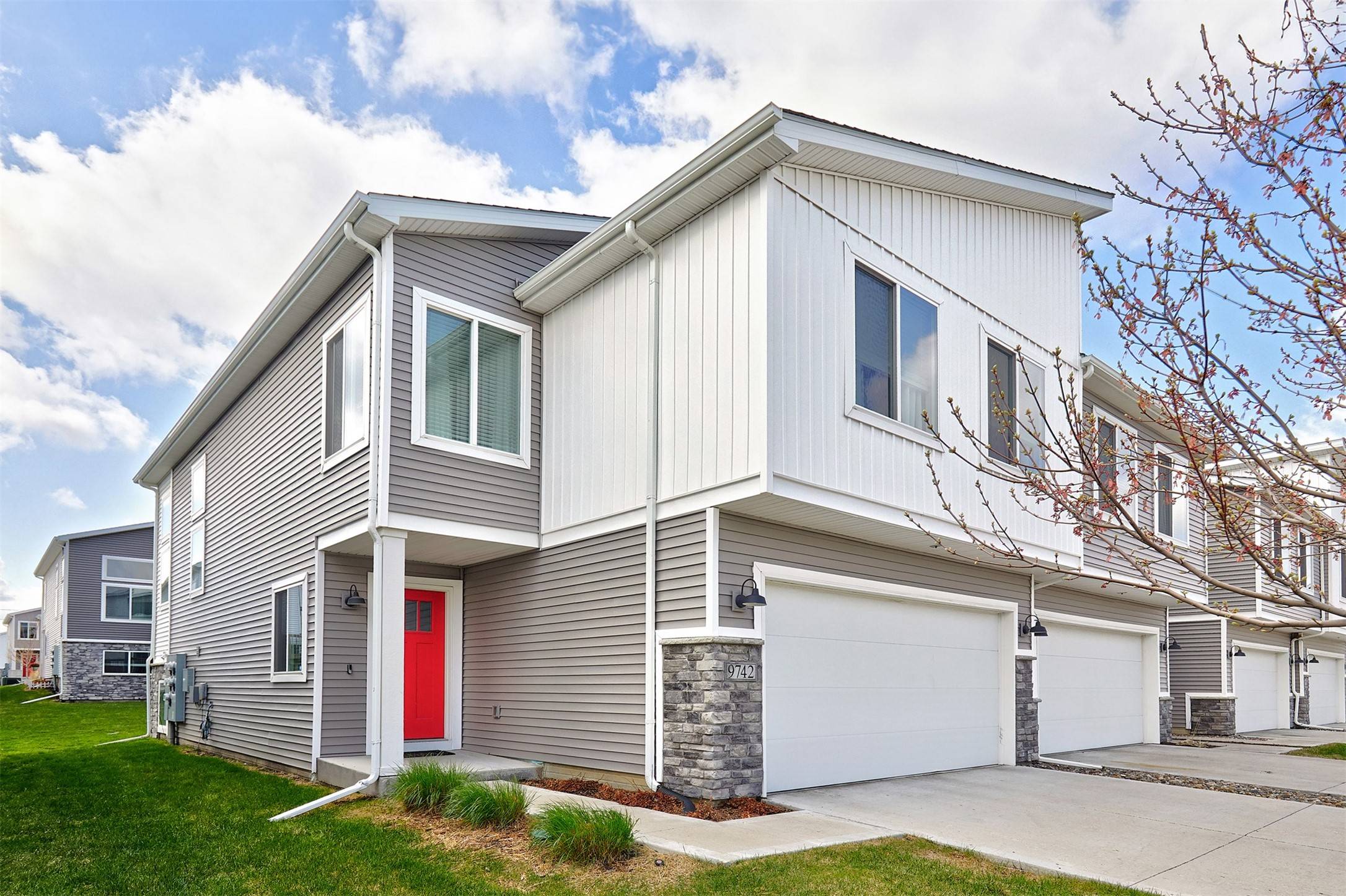West Des Moines, IA 50266,9742 Turnpoint Drive
