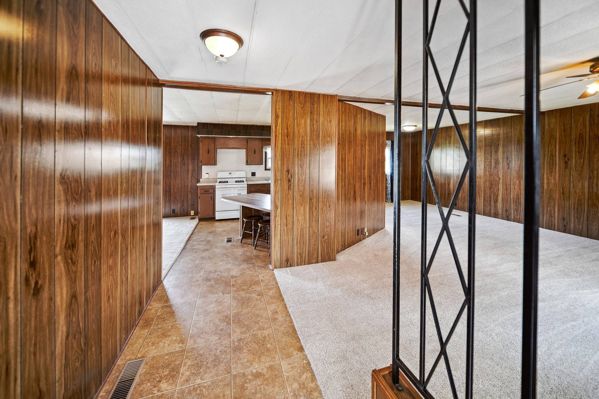 Melcher-dallas, IA 50163,203 SE D Street