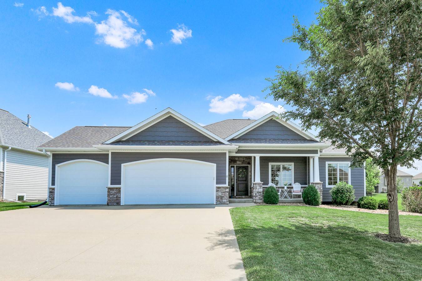 Pella, IA 50219,1007 Lake View Drive