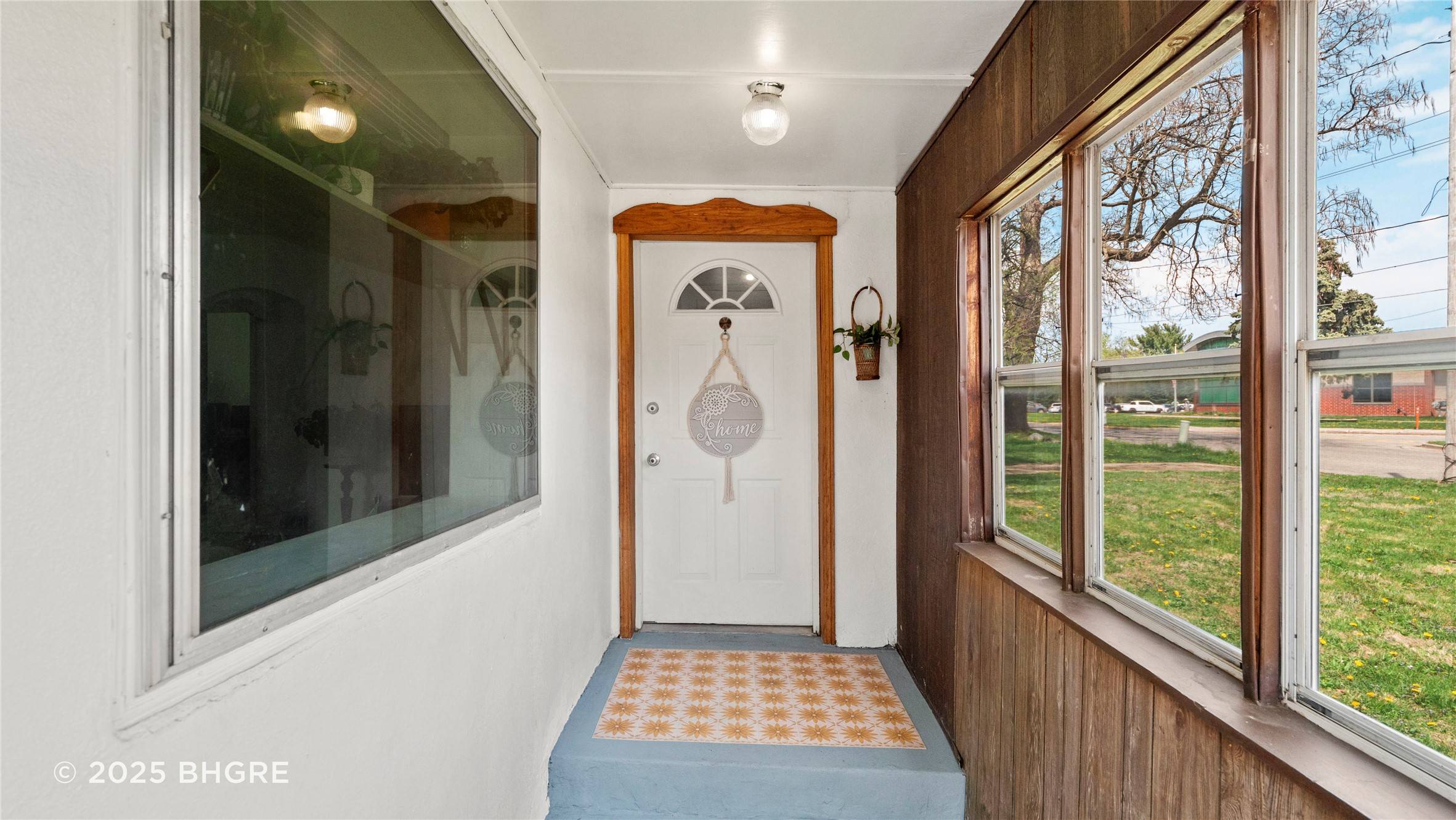 Des Moines, IA 50310,2318 56th Street