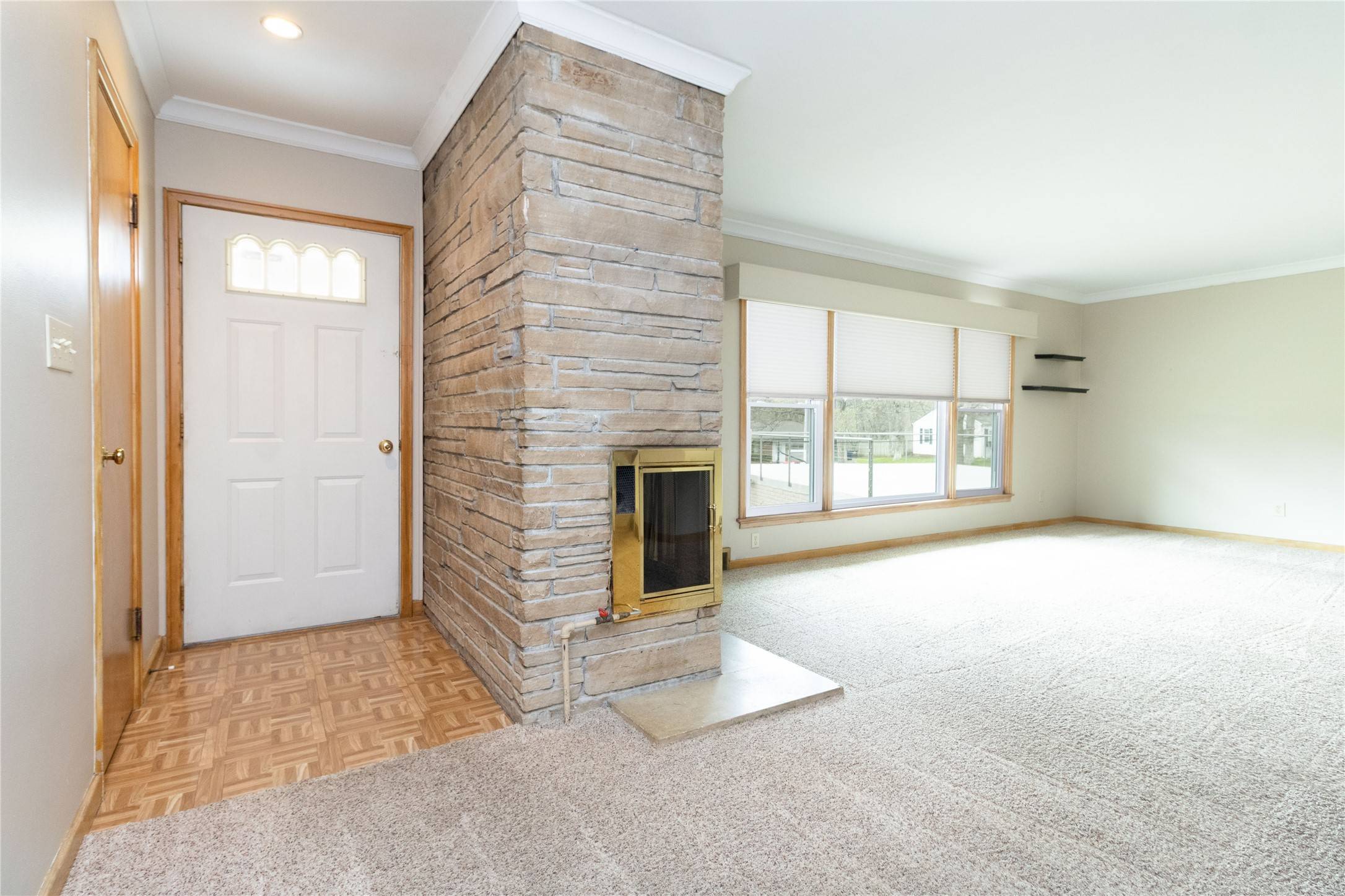 Des Moines, IA 50310,3514 Davisson Road