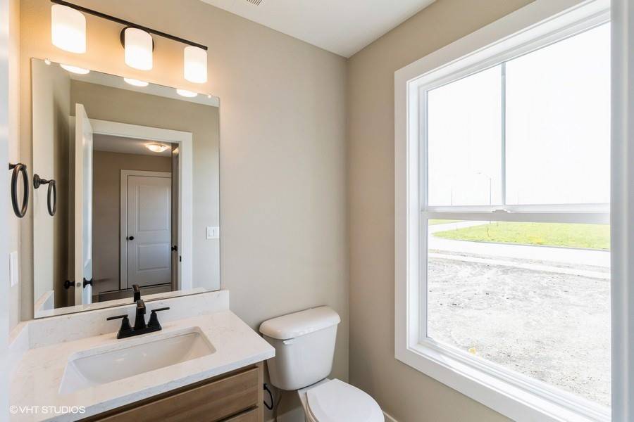 Ankeny, IA 50021,4312 NE 8th Street