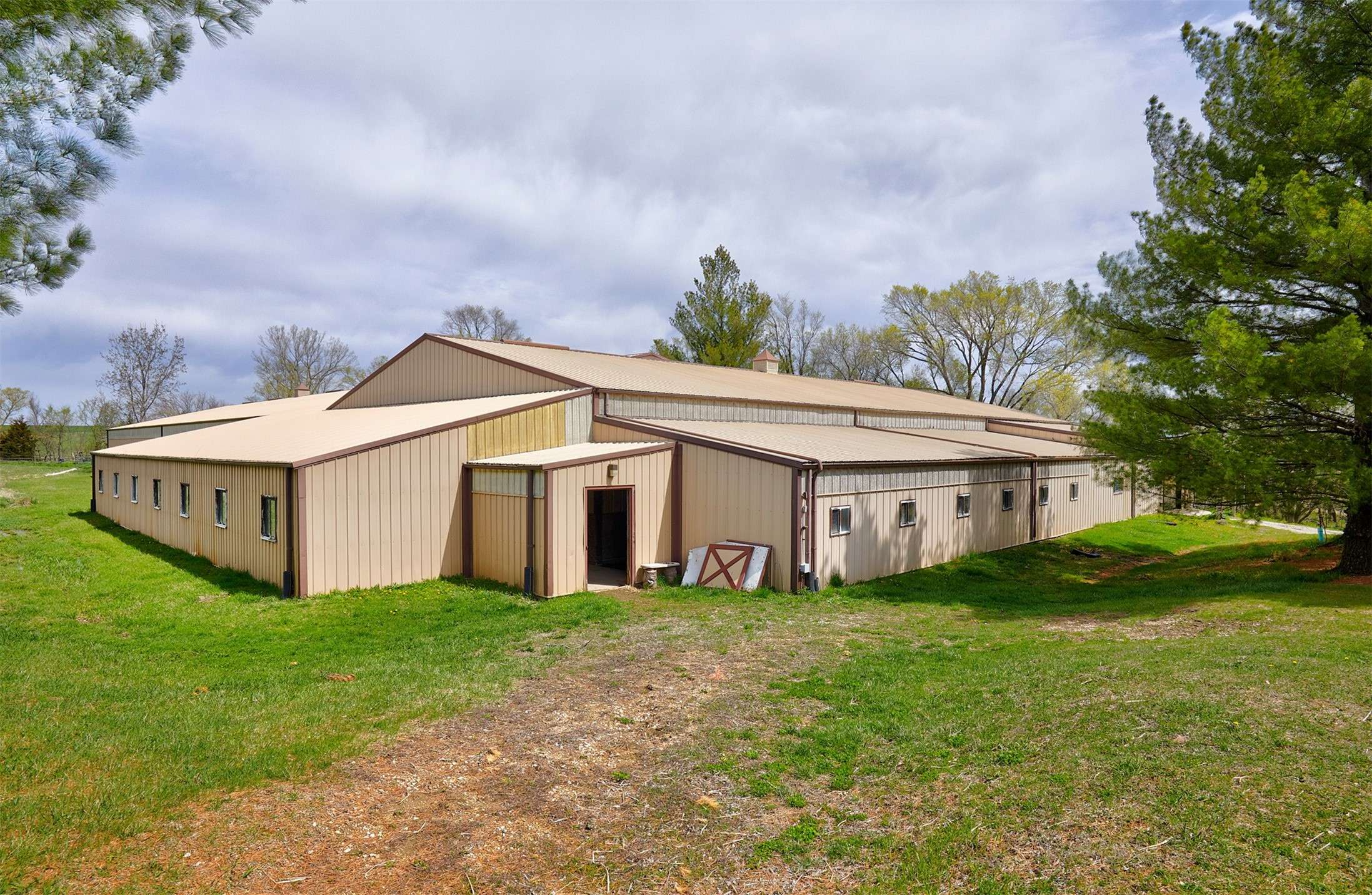 Redfield, IA 50233,2821 Abilene Avenue