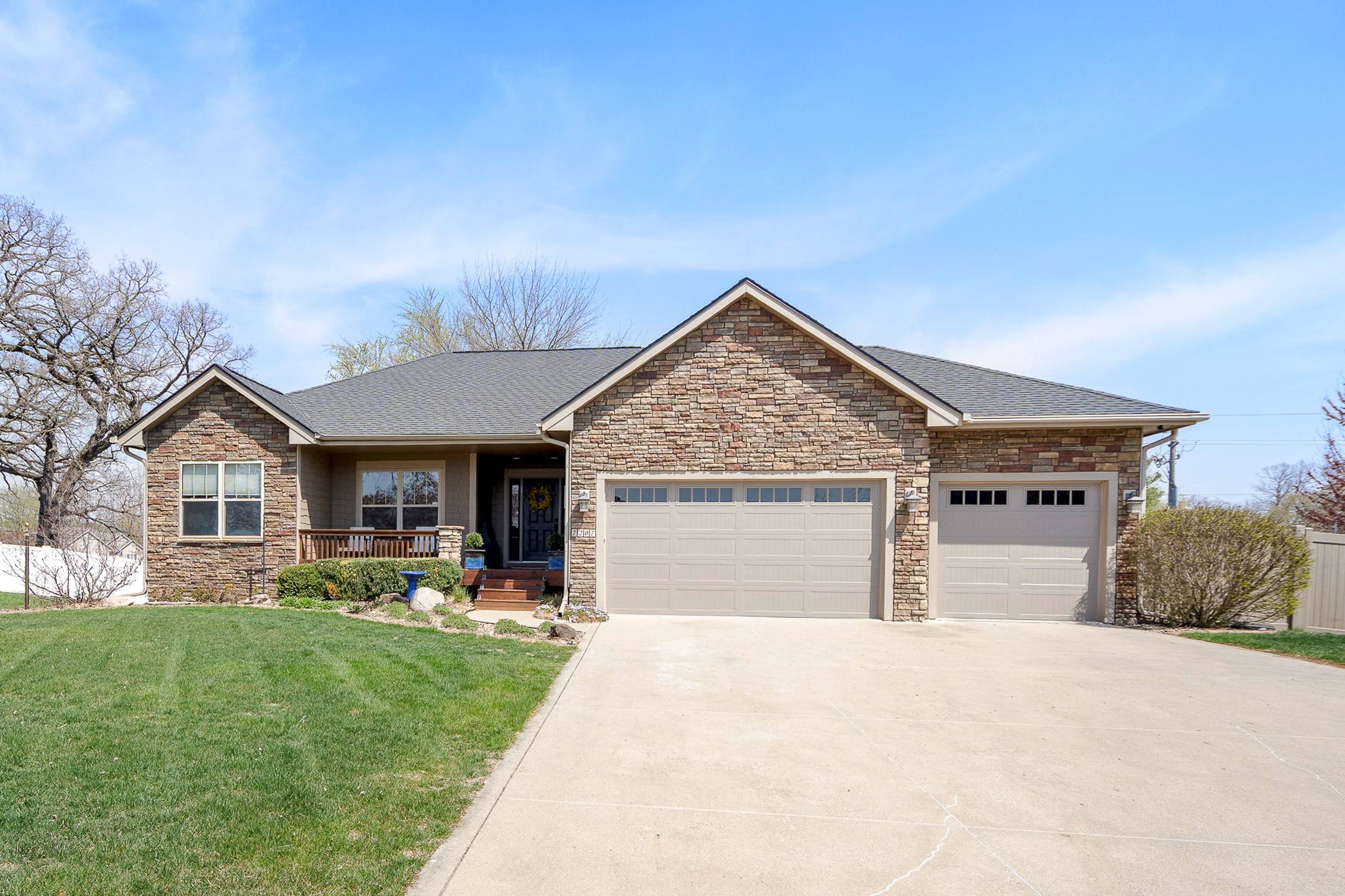 Johnston, IA 50131,7207 Longboat Drive