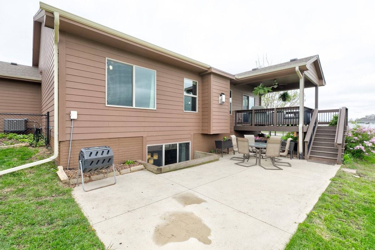Grimes, IA 50111,101 NW Sunset Drive