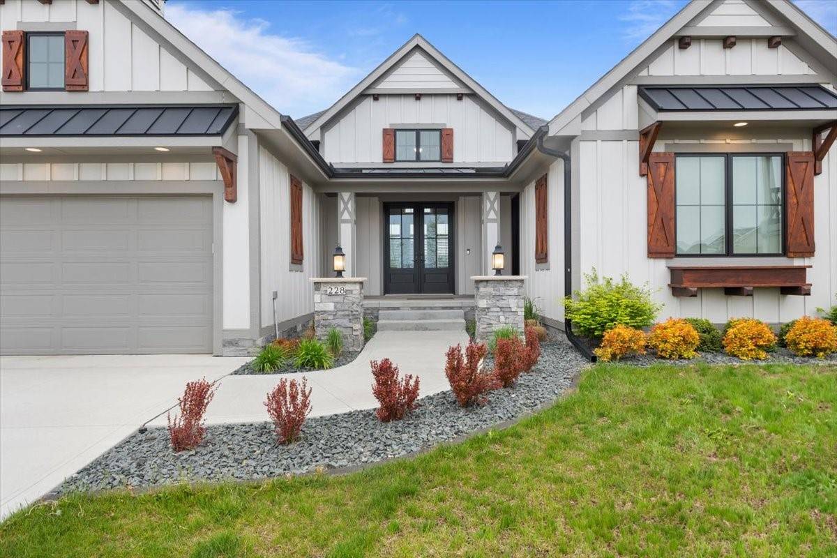Ankeny, IA 50021,228 NE 60th Court
