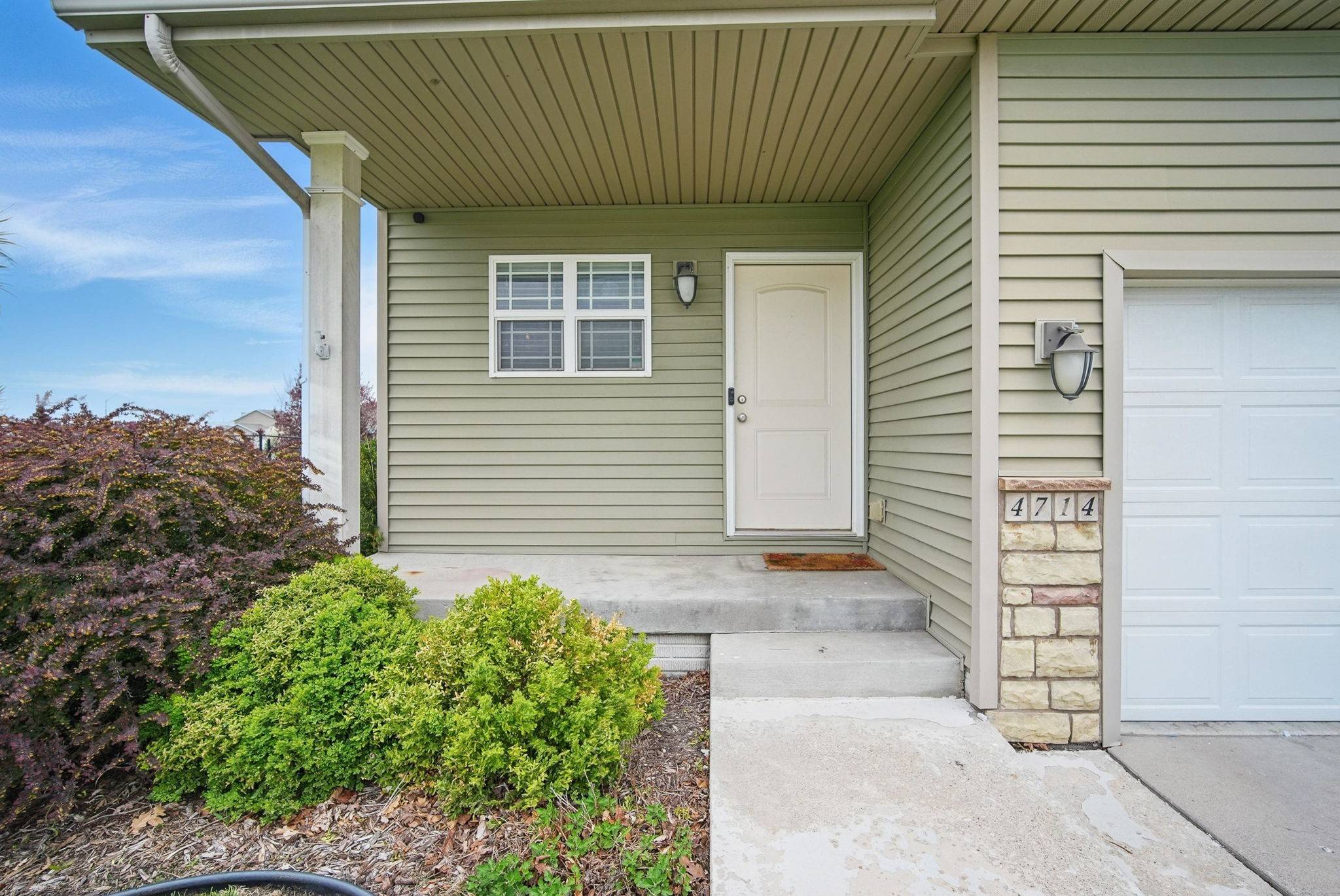 Ankeny, IA 50023,4714 NW 4th Street