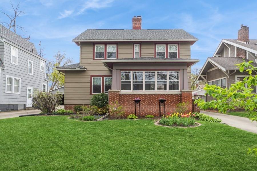 Des Moines, IA 50311,1416 44th Street