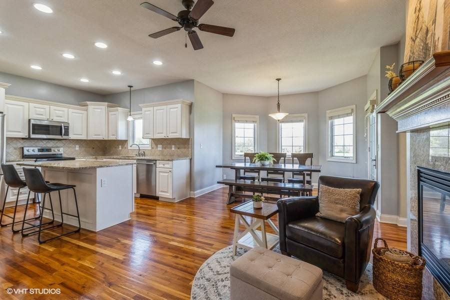 Urbandale, IA 50323,14617 Dellwood Drive
