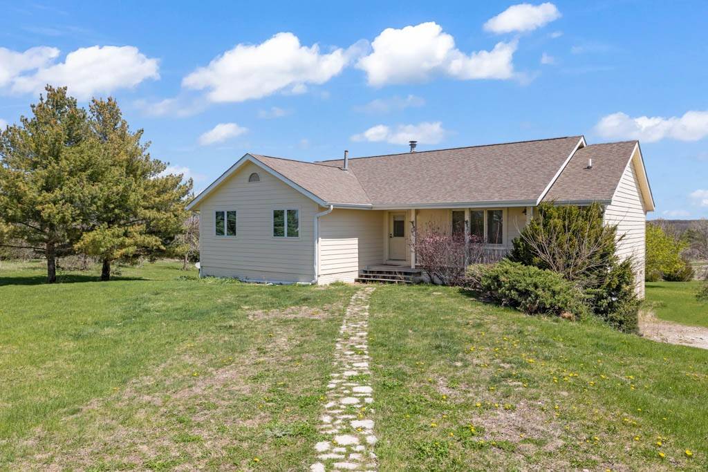 Adel, IA 50003,30570 Old Portland Road
