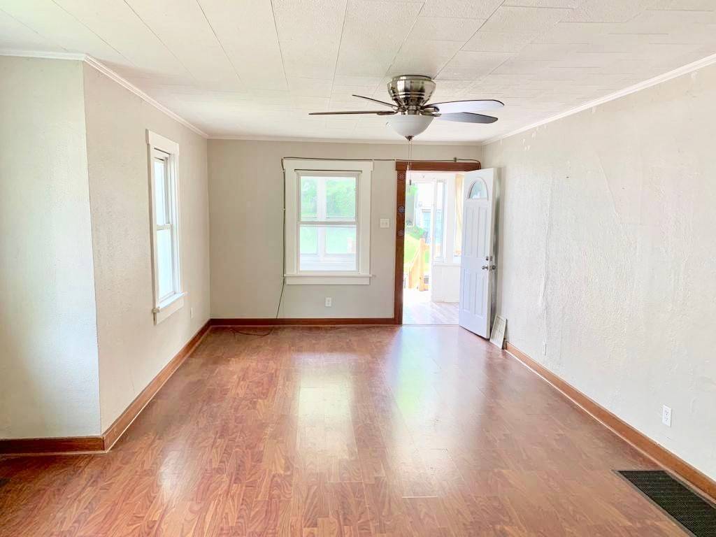 Des Moines, IA 50310,2219 Lincoln Avenue