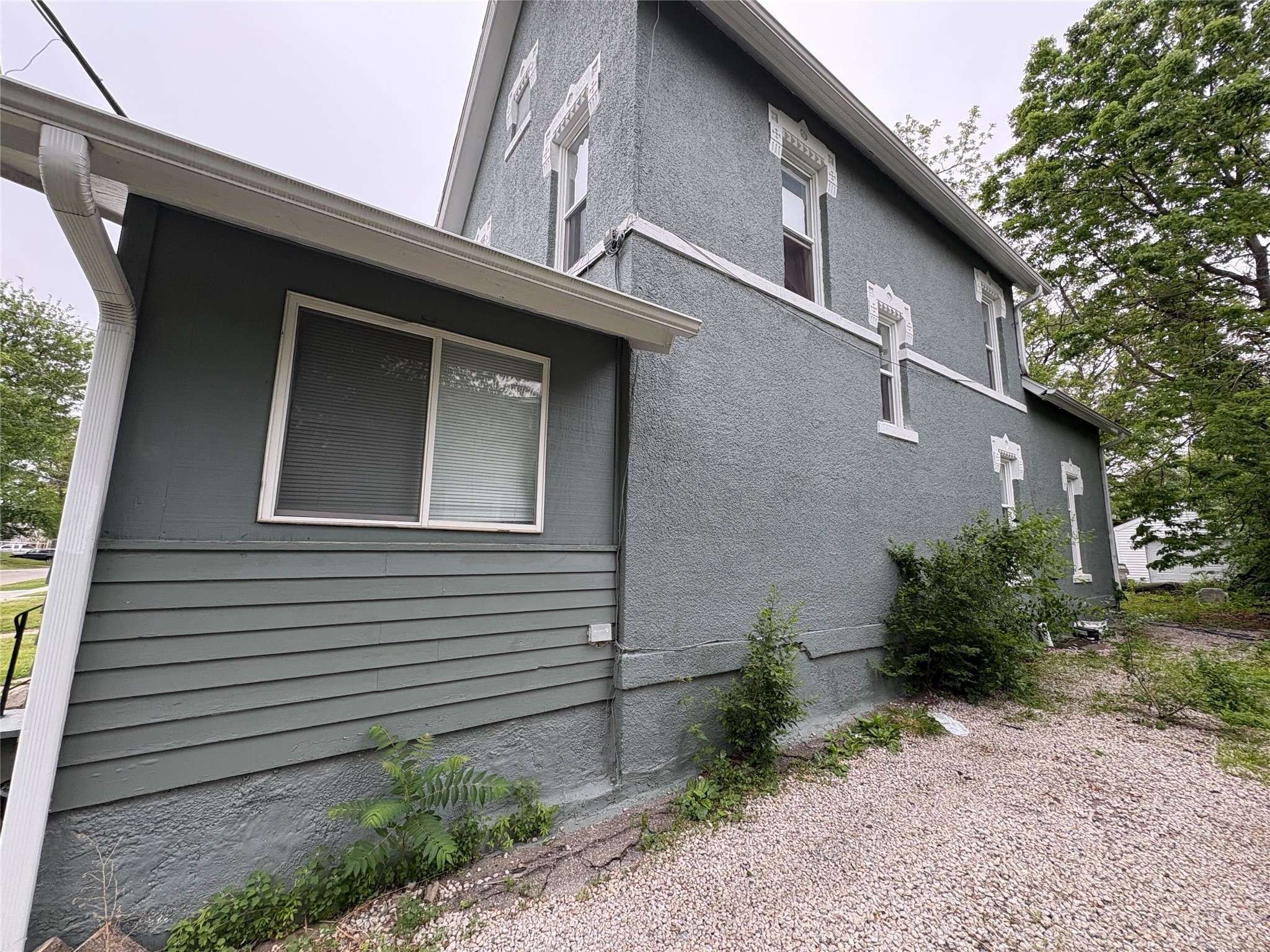 Des Moines, IA 50310,2112 Washington Avenue