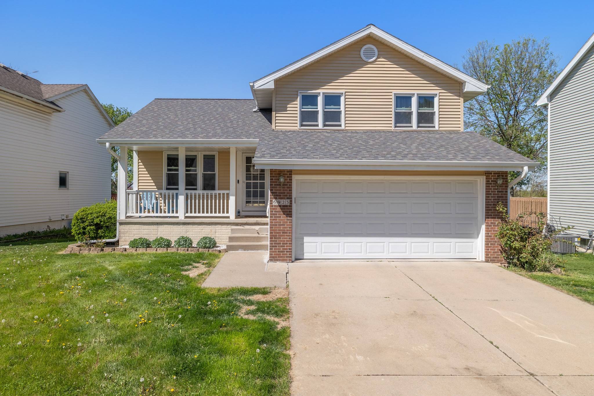 Urbandale, IA 50322,6923 Northview Drive