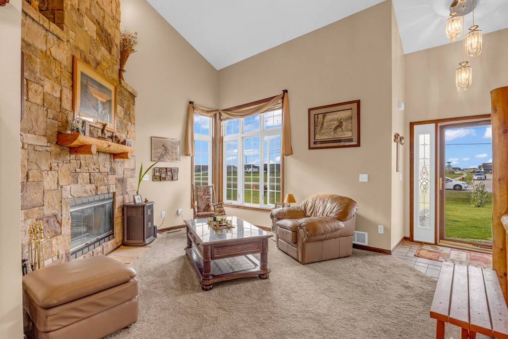 Altoona, IA 50009,6991 NE 27th Avenue