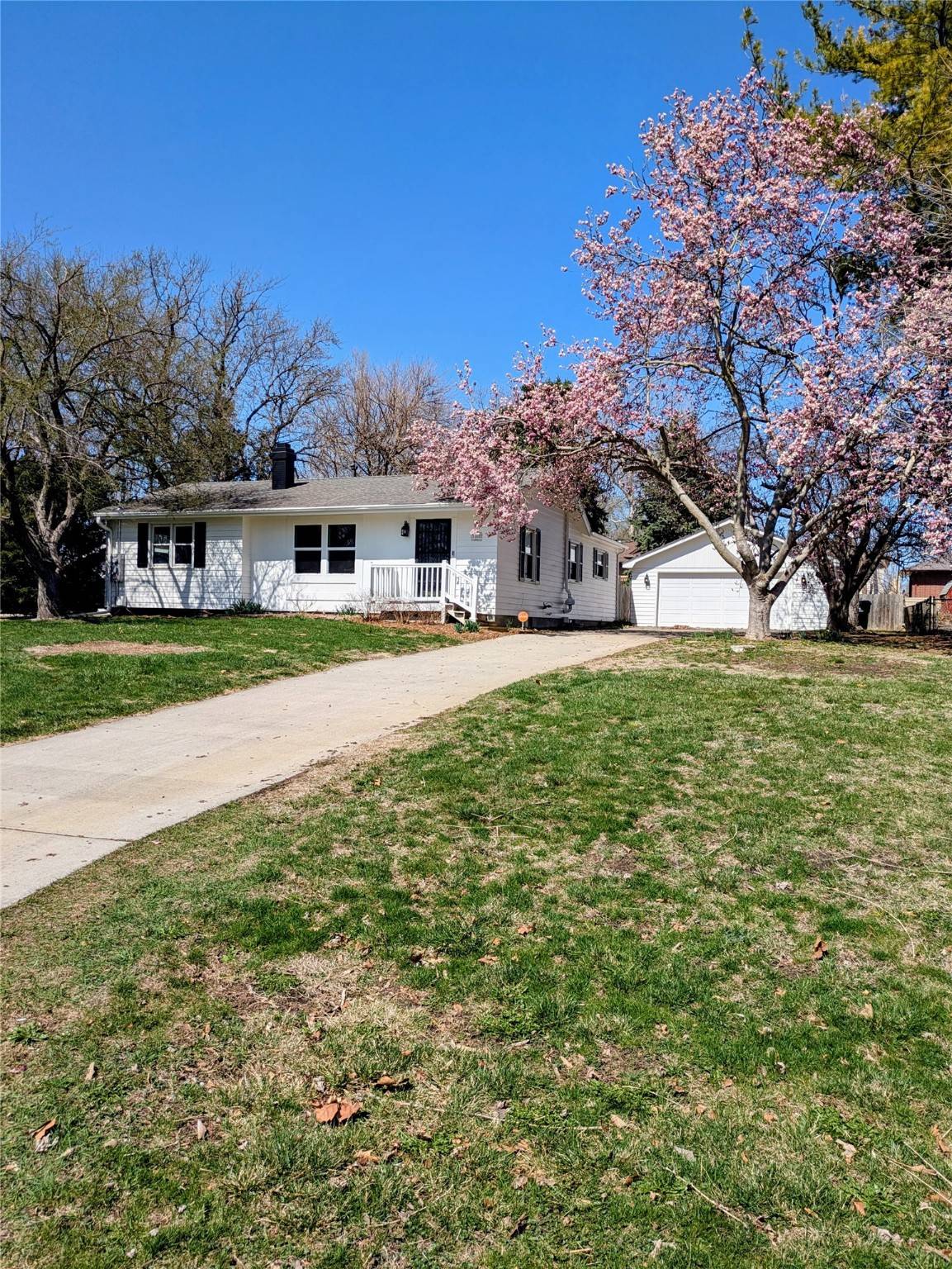 Des Moines, IA 50313,1300 NE 50th Place