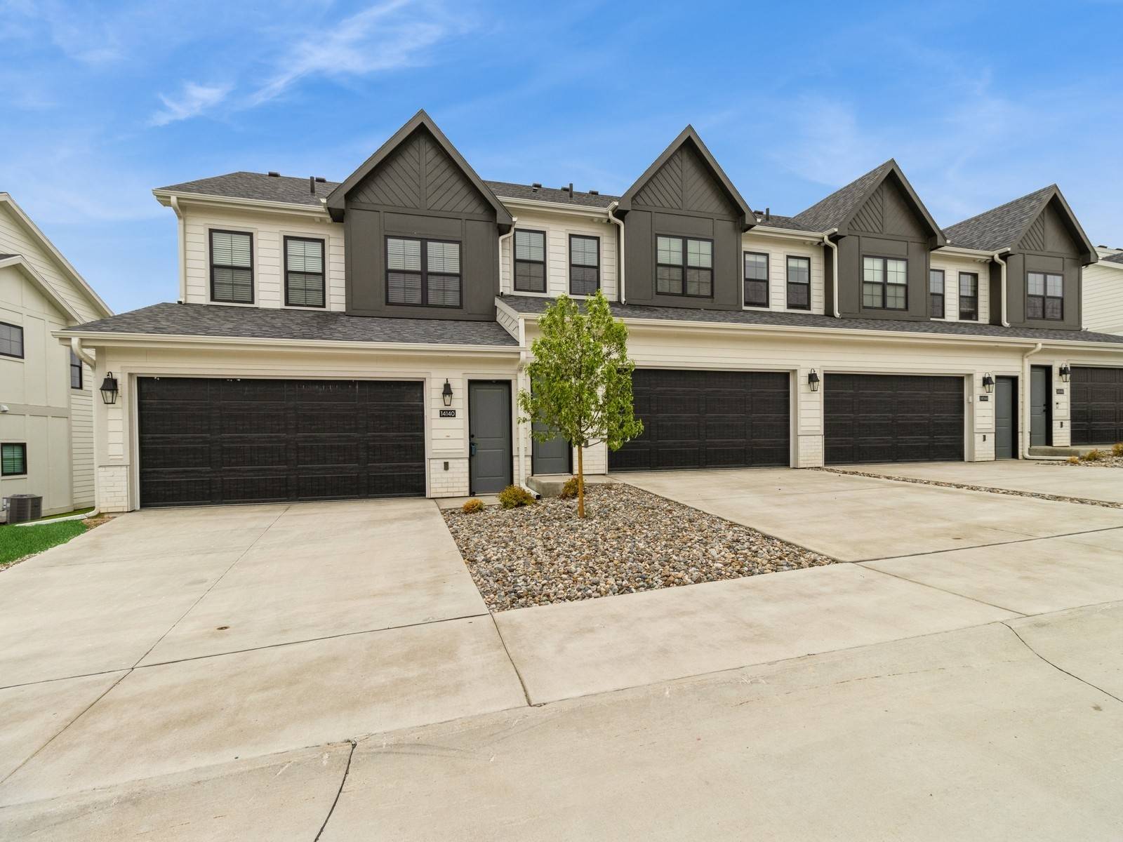 Urbandale, IA 50323,14142 Wilden Drive