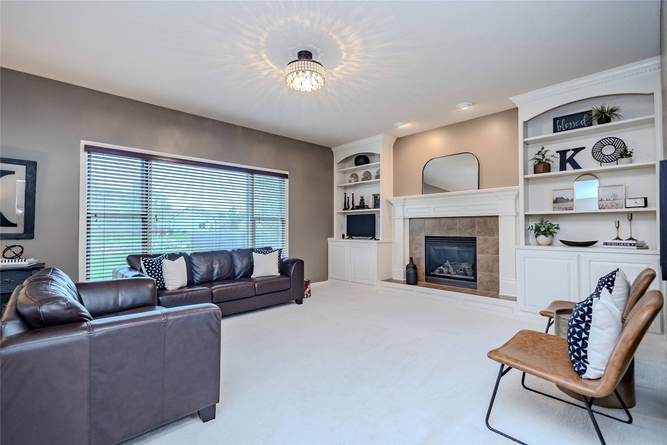 Ankeny, IA 50023,4208 SW Camden Ridge Drive